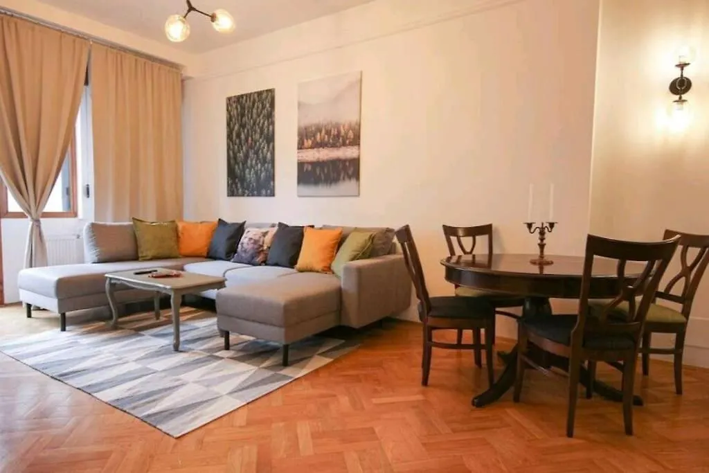 Apartment University Square - Old Town Bucharest